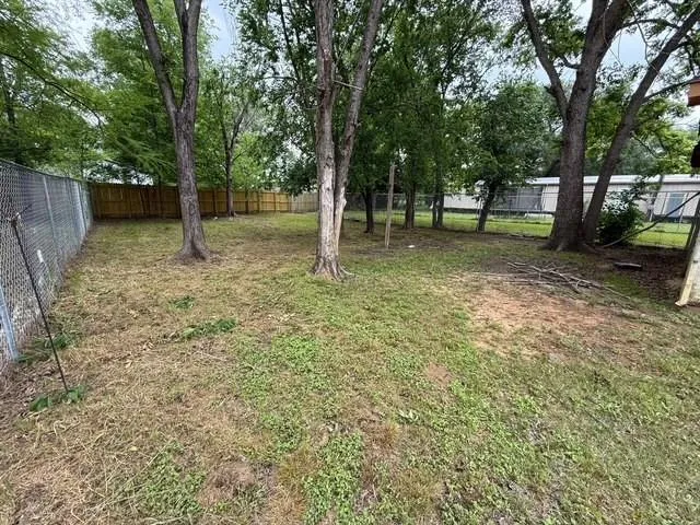 204 Us Highway 287 Elkhart, TX 75839