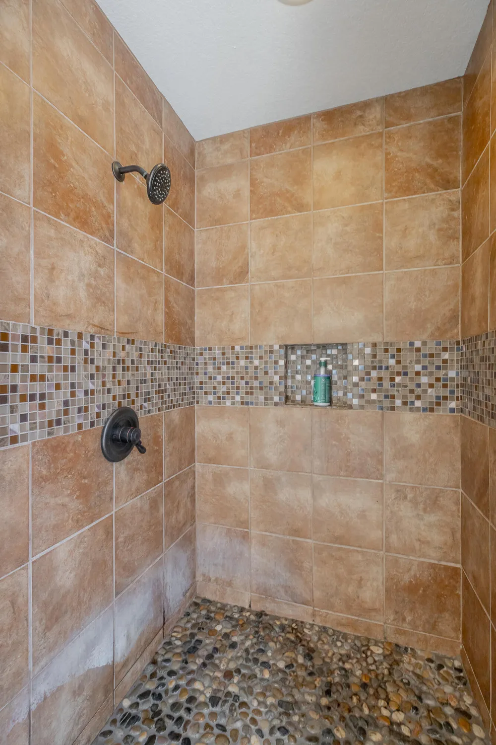 133 County Road 206 Bridgeport, AL 35740
