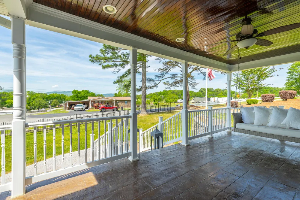 133 County Road 206 Bridgeport, AL 35740