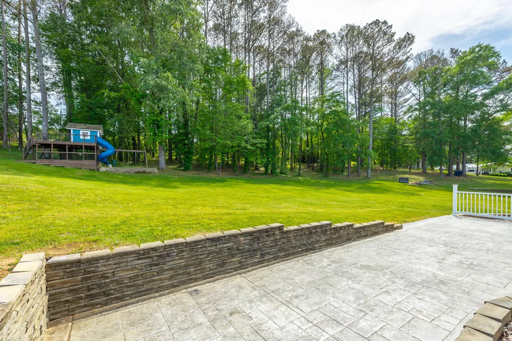 133 County Road 206 Bridgeport, AL 35740