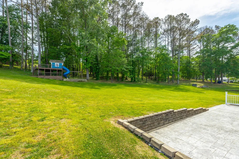133 County Road 206 Bridgeport, AL 35740