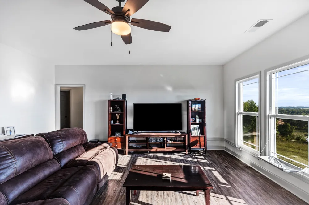 610 Summer City Firetower Road Pikeville, TN 37367