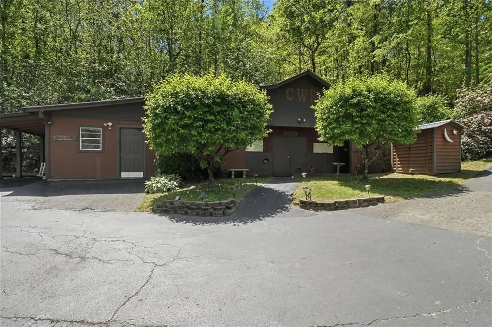 5730 Highway 356 Sautee Nacoochee, GA 30571