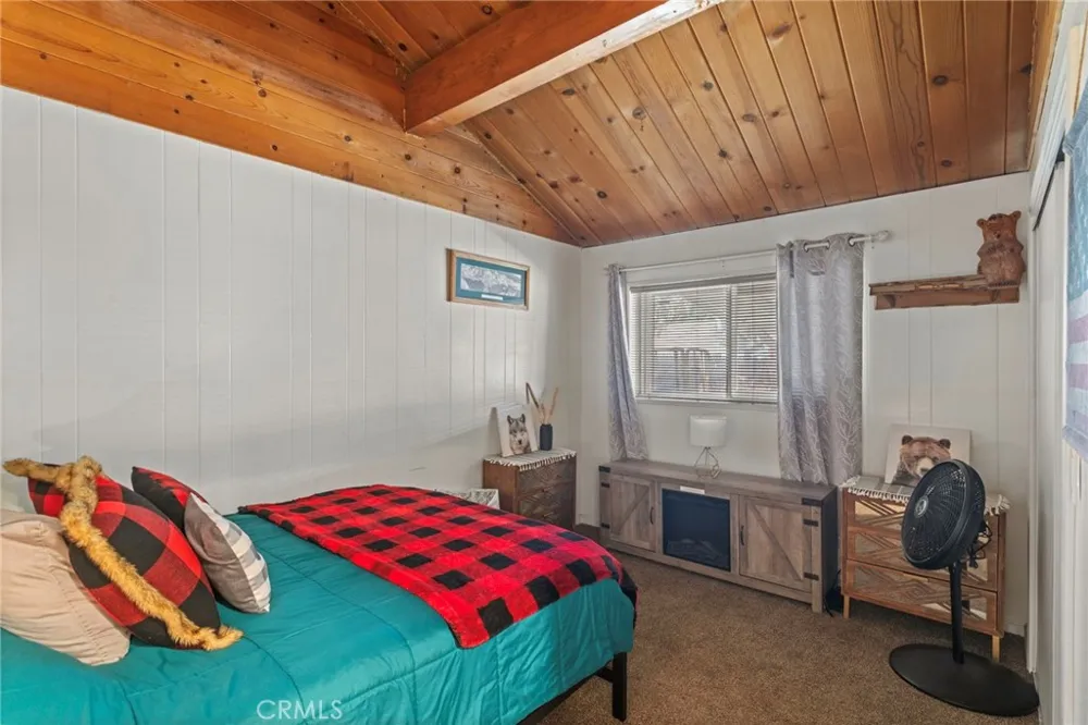 1029 W Aeroplane Big Bear City, CA 92314