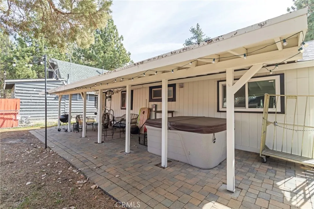 1029 W Aeroplane Big Bear City, CA 92314