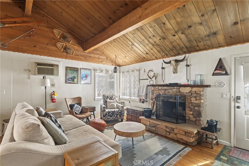 1029 W Aeroplane Big Bear City, CA 92314