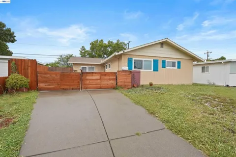 1712 Utah St