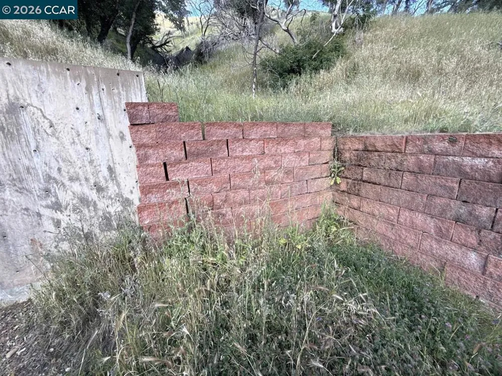 1090 Arroyo Grande Dr Napa, CA 94558