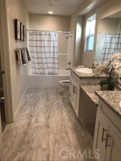 8621 Noble Avenue #4 North Hills, CA 91343