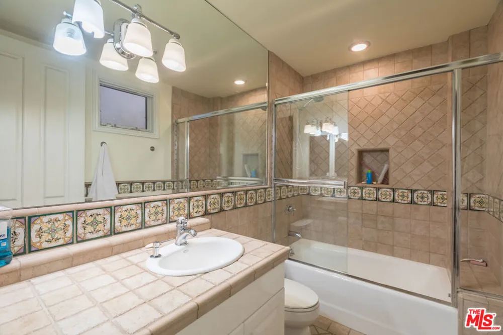 119 Via Marina Marina del Rey, CA 90292