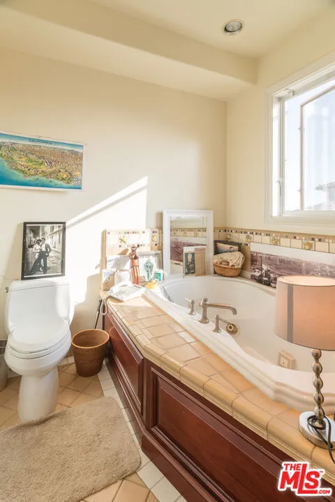 119 Via Marina Marina del Rey, CA 90292