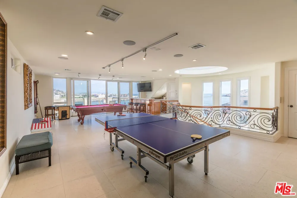 119 Via Marina Marina del Rey, CA 90292