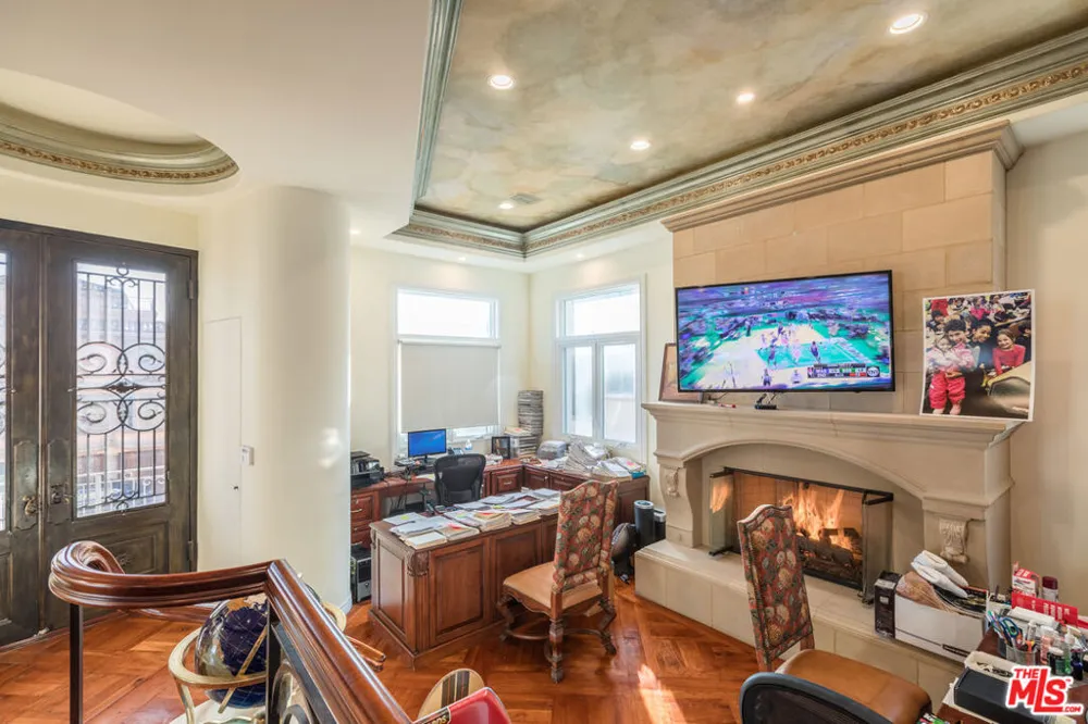 119 Via Marina Marina del Rey, CA 90292
