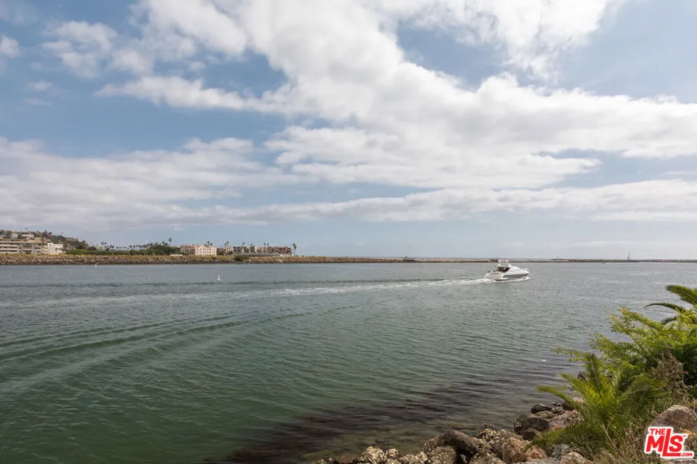 119 Via Marina Marina del Rey, CA 90292