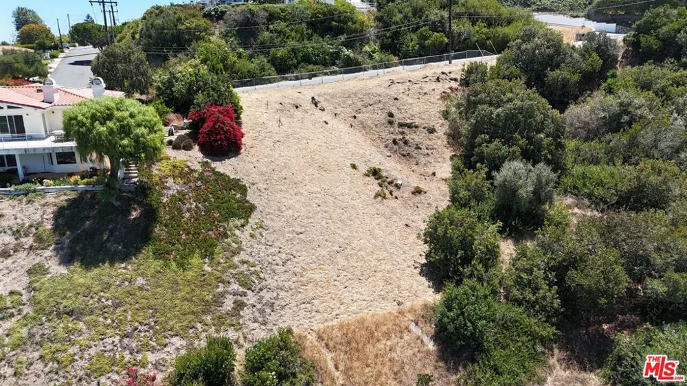 14 Bronco Dr. Rancho Palos Verdes, CA 90275