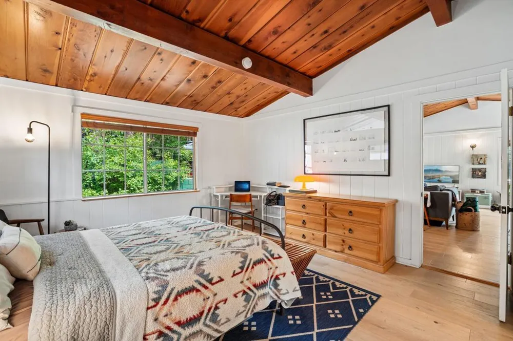 26011 Hemstreet Place Idyllwild, CA 92549