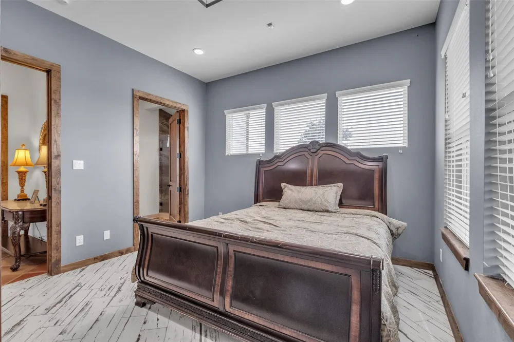 1048 11th Street Garwood, TX 77470