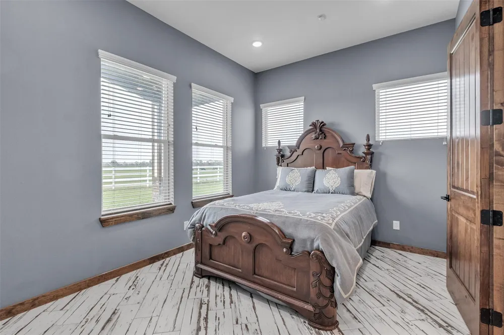 1048 11th Street Garwood, TX 77470