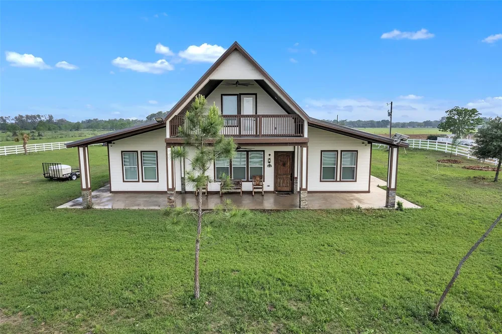 1048 11th Street Garwood, TX 77470