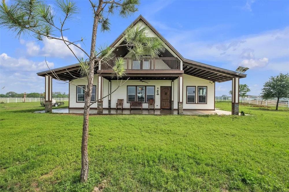 1048 11th Street Garwood, TX 77470