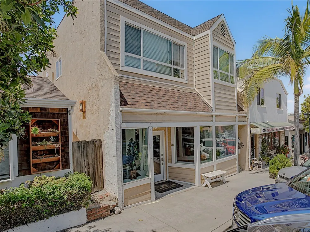 319 Richmond El Segundo, CA 90245