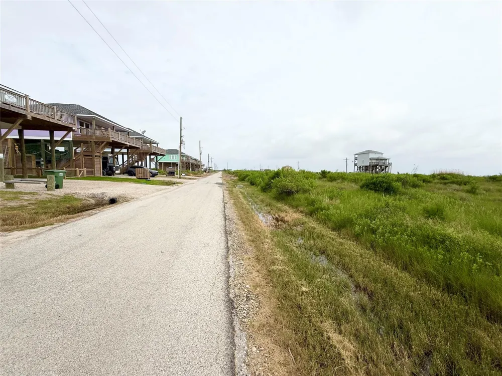 Waco Street Gilchrist, TX 77617