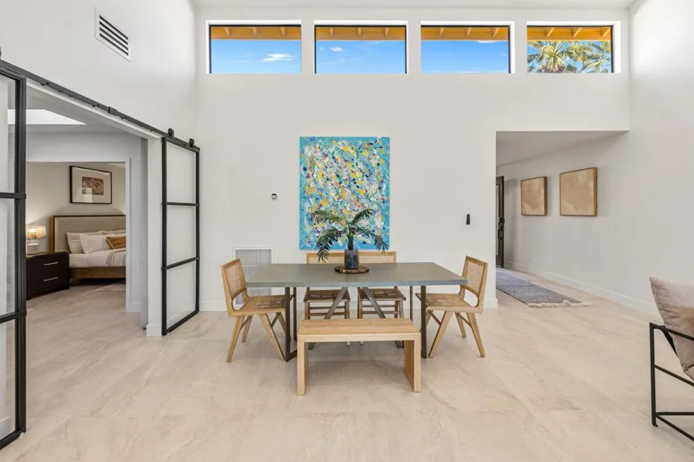 179 Gran Via Palm Desert, CA 92260