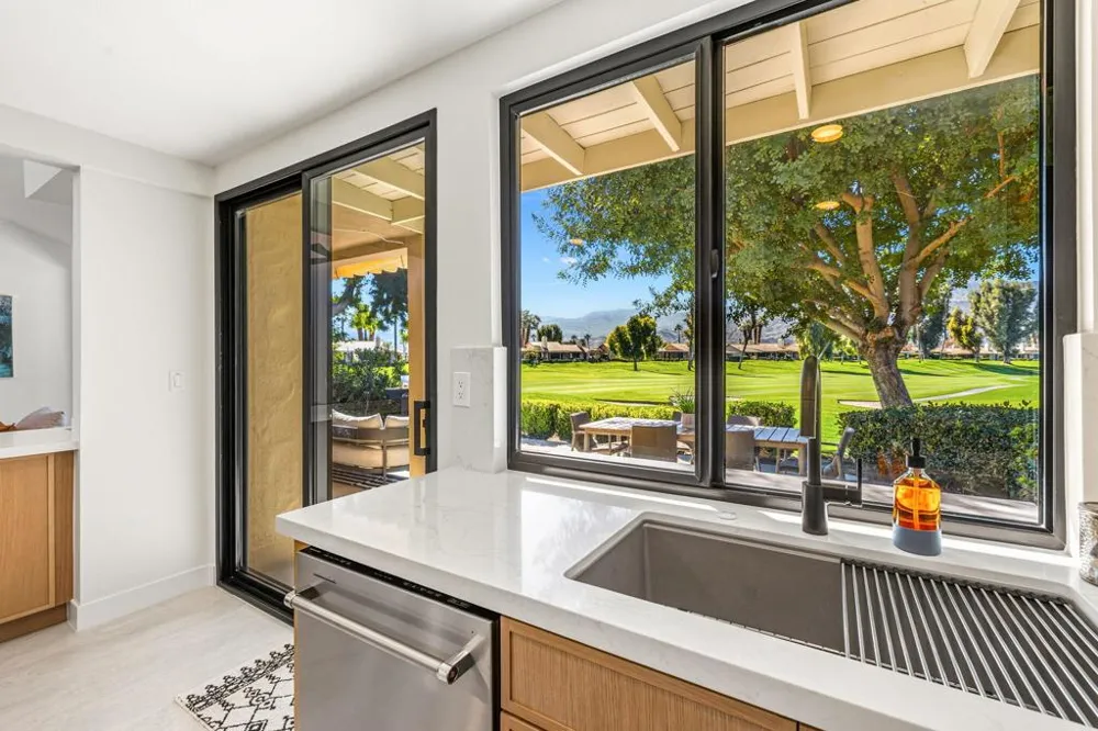 179 Gran Via Palm Desert, CA 92260