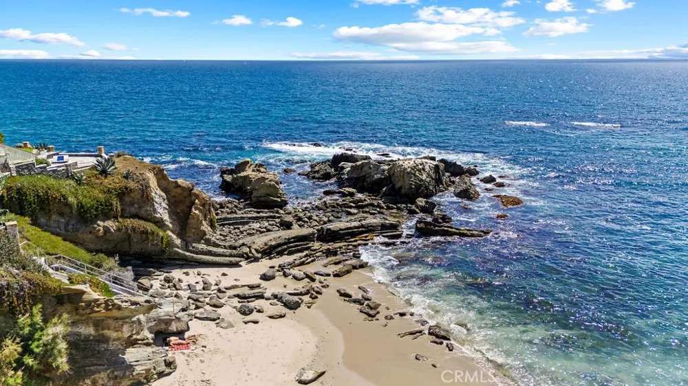 240 Moss #4 Laguna Beach, CA 92651