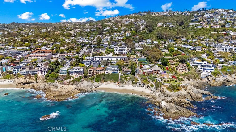 240 Moss #4 Laguna Beach, CA 92651