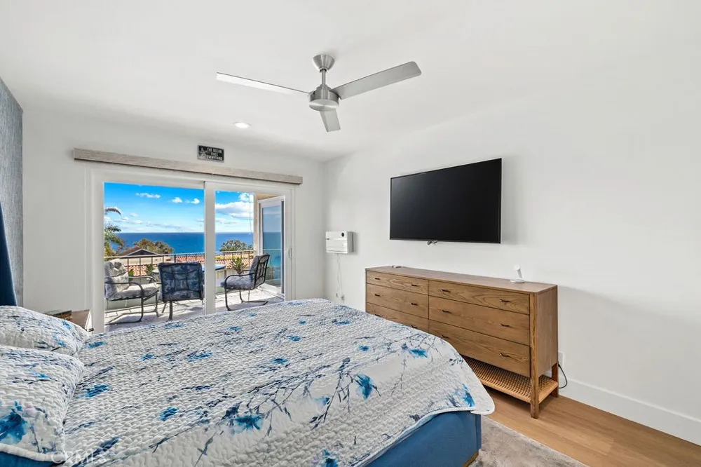 240 Moss #4 Laguna Beach, CA 92651