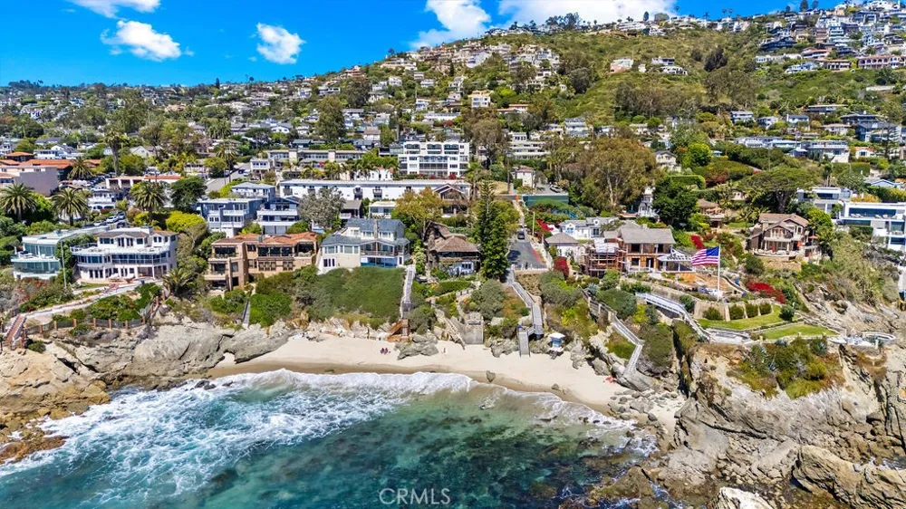 240 Moss #4 Laguna Beach, CA 92651