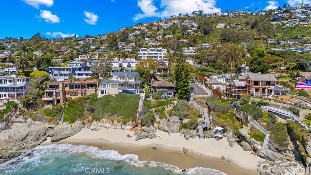 240 Moss #4 Laguna Beach, CA 92651