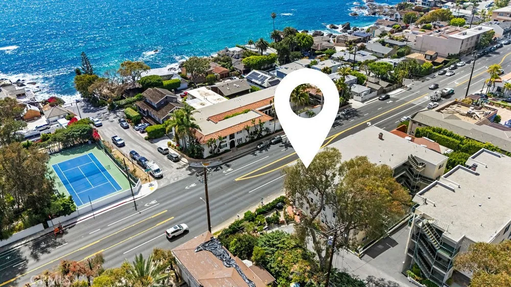 240 Moss #4 Laguna Beach, CA 92651
