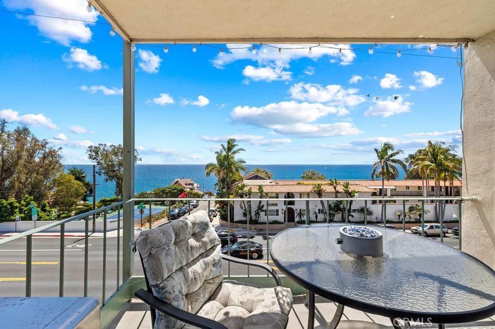 240 Moss #4 Laguna Beach, CA 92651