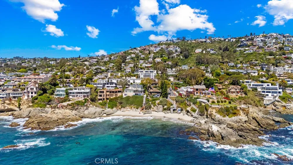 240 Moss #4 Laguna Beach, CA 92651