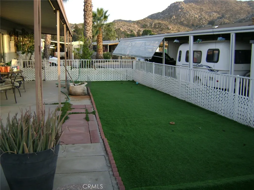30710 Palmetto Palm Homeland, CA 92548