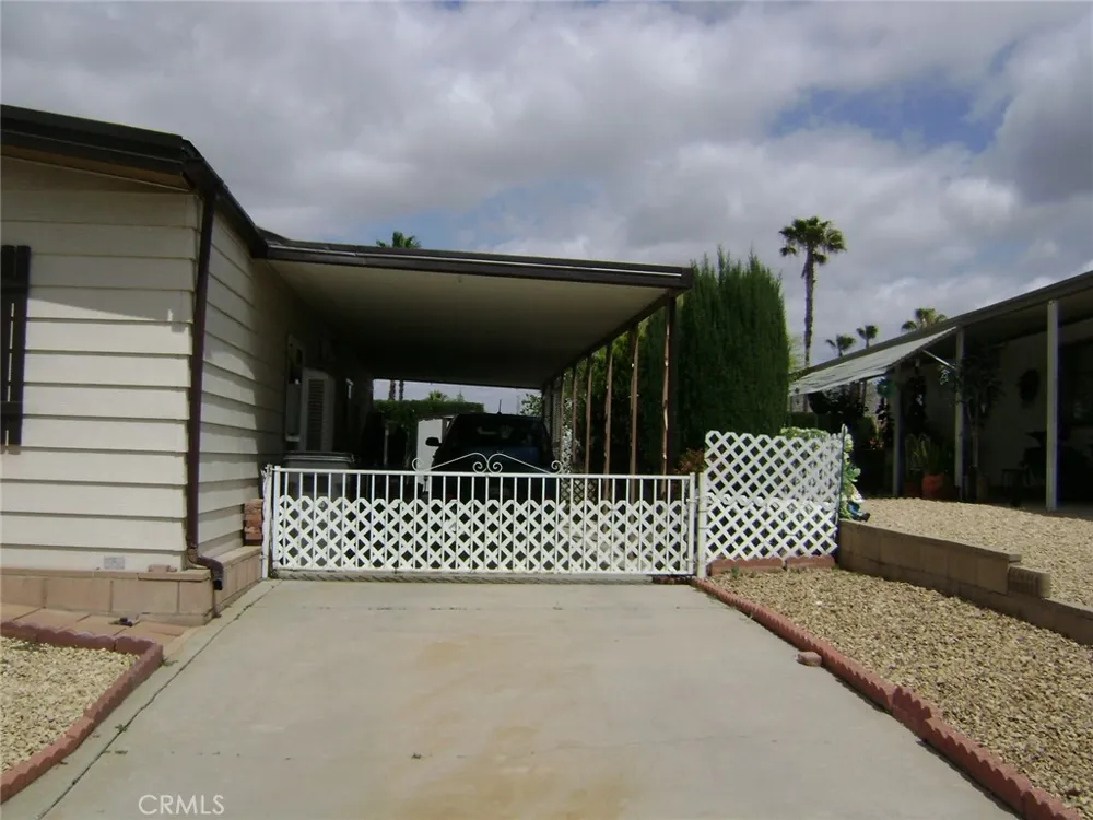 30710 Palmetto Palm Homeland, CA 92548