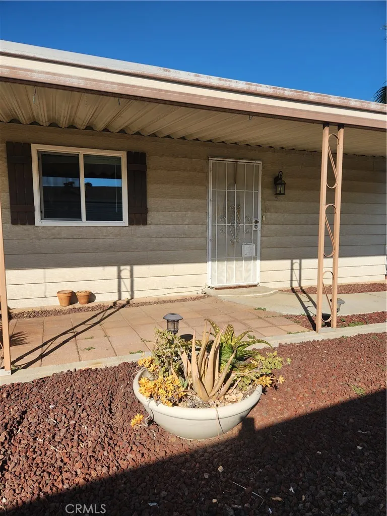 30710 Palmetto Palm Homeland, CA 92548