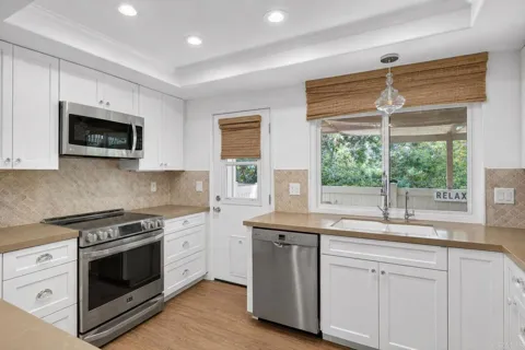 6050 Henderson Drive #33