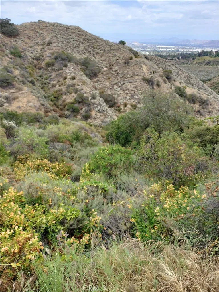 MABEY CANYON Unincorporated, CA 92882