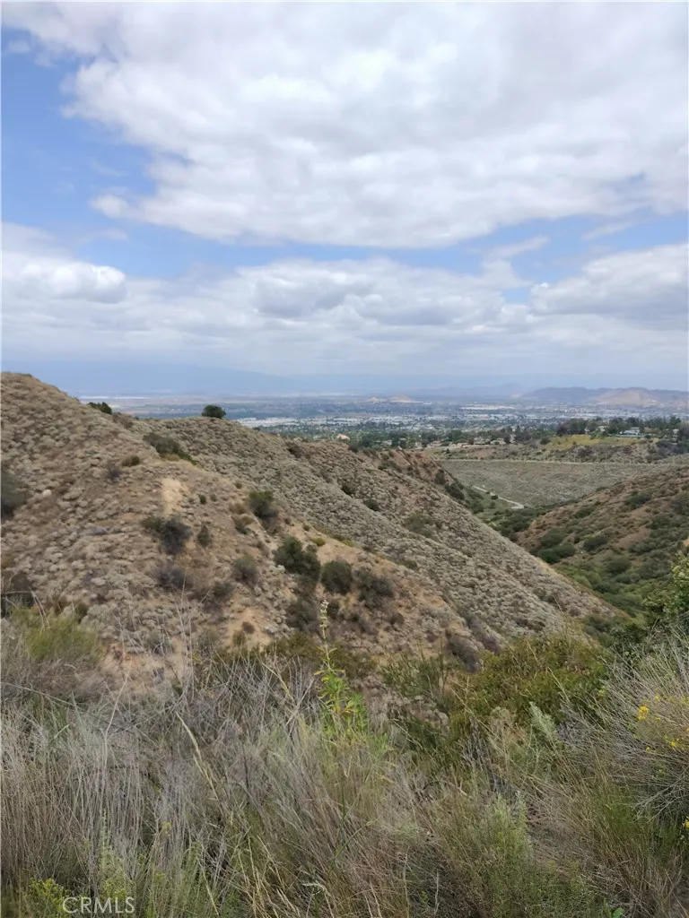 MABEY CANYON Unincorporated, CA 92882