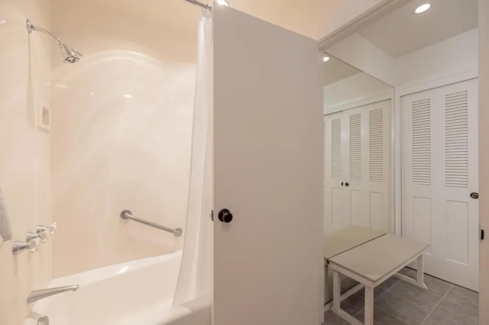 130 Del Mesa Carmel Carmel, CA 93923