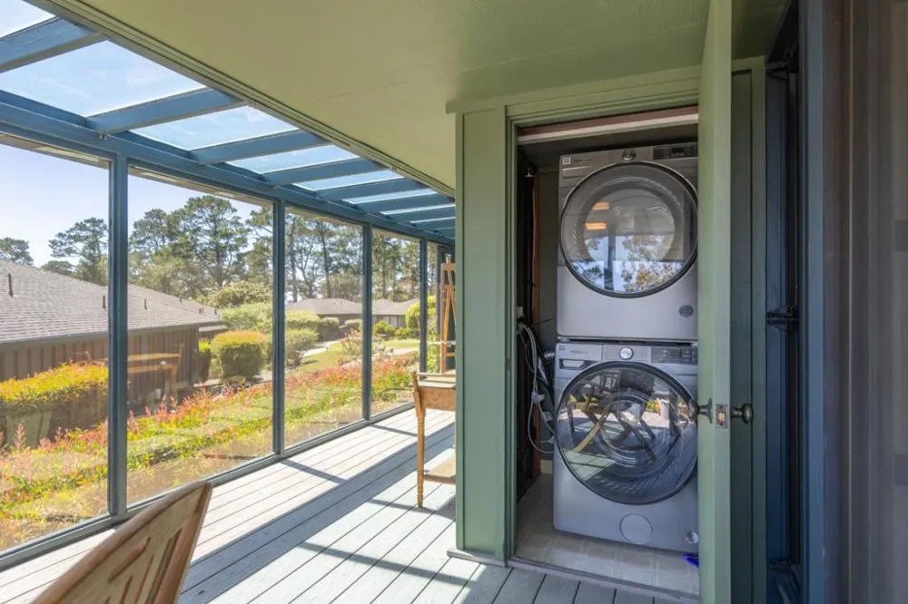 130 Del Mesa Carmel Carmel, CA 93923