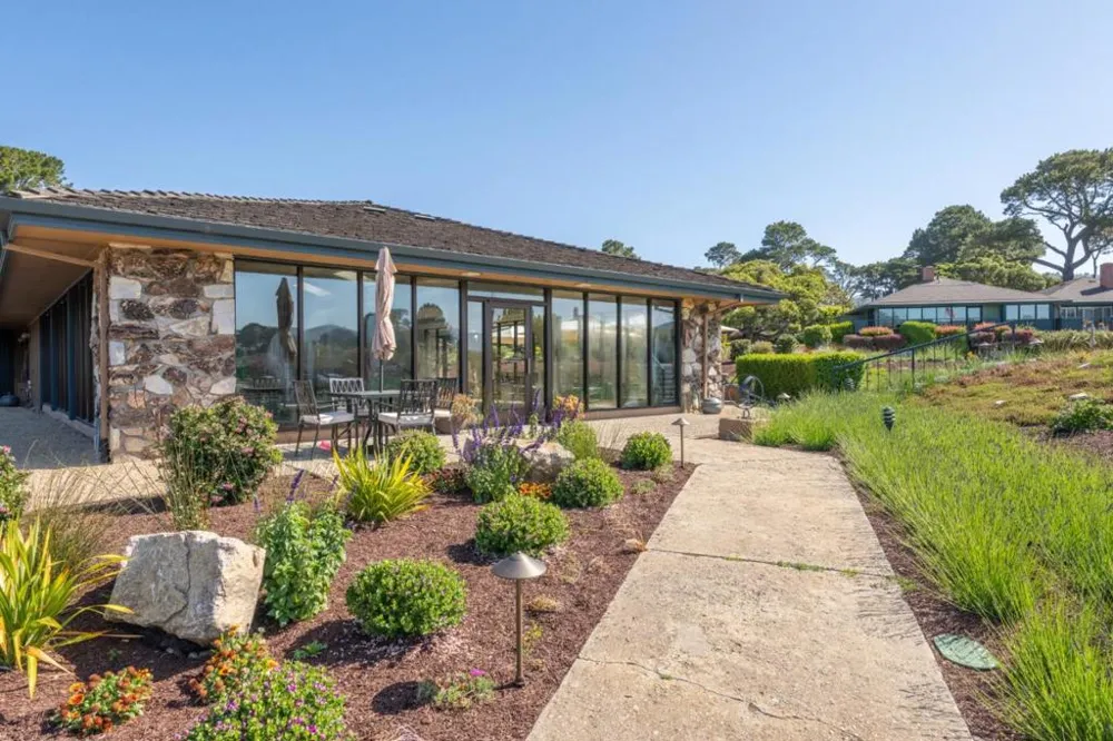 130 Del Mesa Carmel Carmel, CA 93923