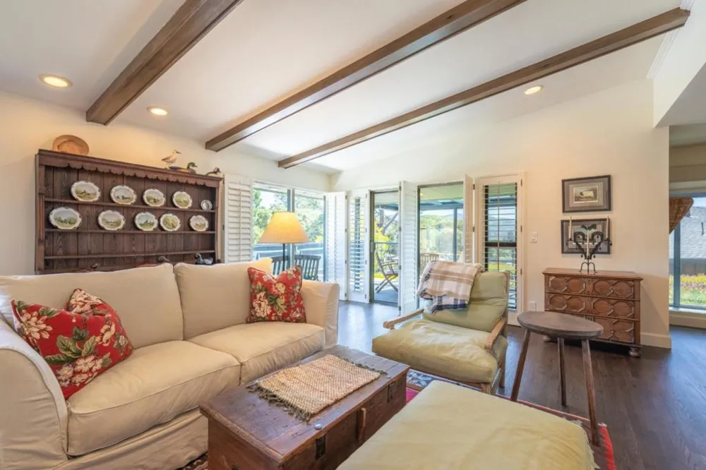 130 Del Mesa Carmel Carmel, CA 93923