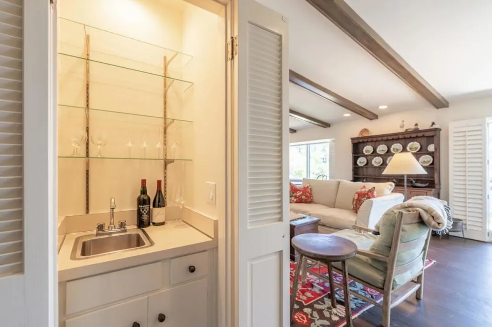 130 Del Mesa Carmel Carmel, CA 93923