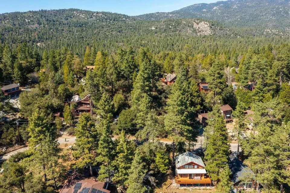 Deer Foot Lane Idyllwild, CA 92549