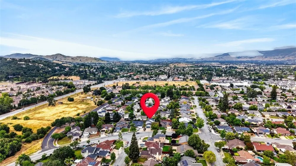 1395 3rd St. Gilroy, CA 95020