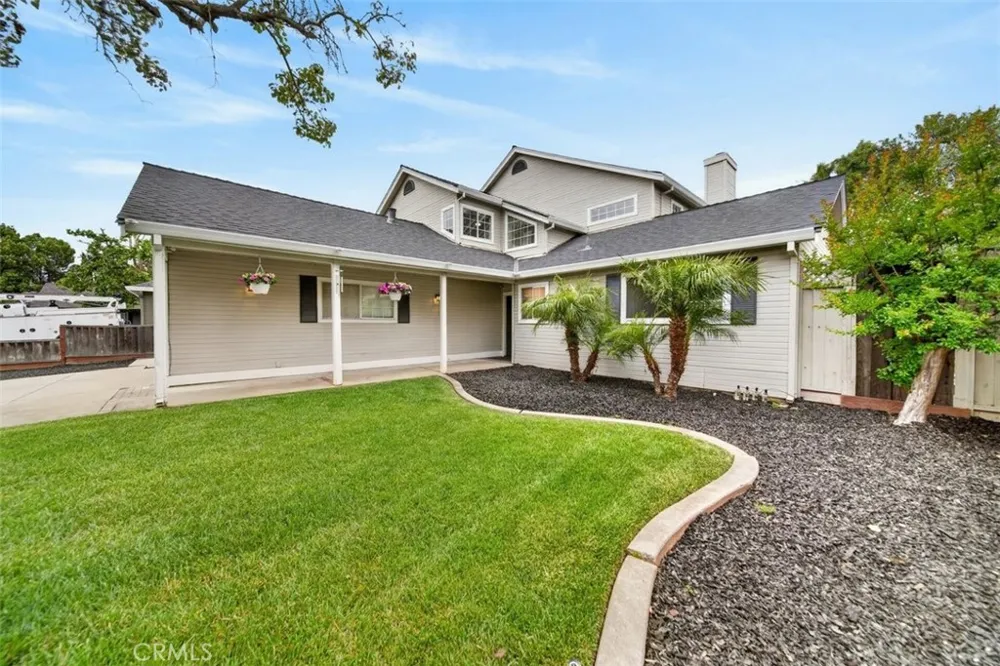 1395 3rd St. Gilroy, CA 95020